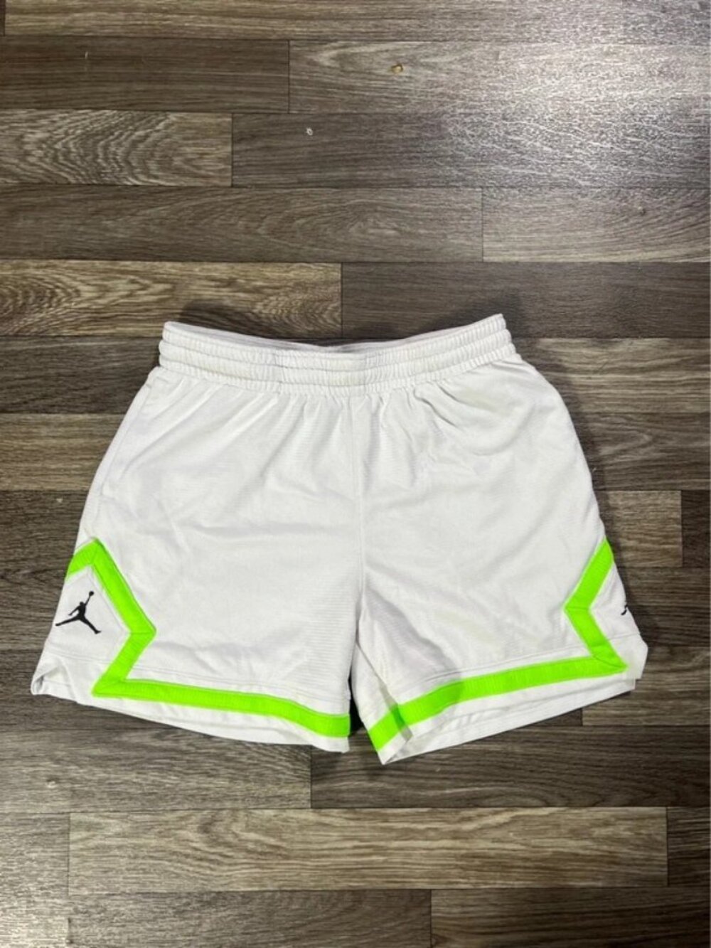 Jordan Youth Large White Neon Green Basketball Shorts Jumpman Athletic